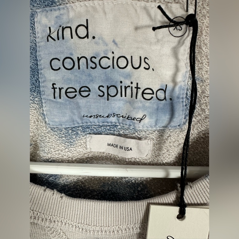 Unsubscribed Tie-Dye Sweatshirt Blue Distressed 100% cotton size XS oversized - Picture 4 of 7